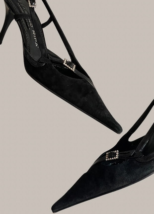 Vintage black high heels with mini buckle detailing and gems, état: Très bon état, taille: 38, 50,00 €, 53,20 € Protection acheteurs incluse