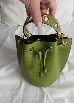 Precioso bolso de piel auténtica, brand: The Genuine Leather, condizioni: Nuovo senza cartellino, €22.00, €23.80 include la Protezione acquisti