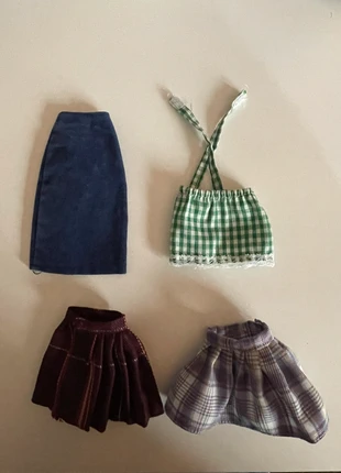 Lot de jupes Pullip, merk: Pullip, staat: Heel goed, maat: Prematuur, tot 44 cm, € 3,00, € 3,85 inclusief Kopersbescherming