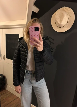 Winterjas zwart, merk: Cotton Club, staat: Heel goed, maat: XS / 34 / 6, € 8,00, € 9,10 inclusief Kopersbescherming