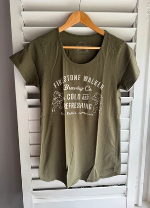 Groen t-shirt | Firestone Walker | M, merk: firestone & walker, staat: Heel goed, maat: M / 38 / 10, € 5,00, € 5,95 inclusief Kopersbescherming