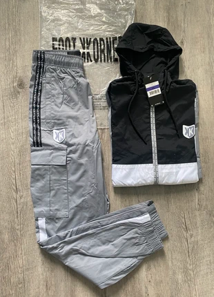 Ensemble Footkorner | XS neuf avec étiquette | Noir/blanc/gris, merk: Footkorner, staat: Nieuw met prijskaartje, maat: XS, € 49,00, € 52,15 inclusief Kopersbescherming