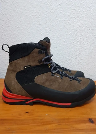 Zapatillas Montura Gore-tex, marque: Montura, état: Très bon état, taille: 45, 59,00 €, 62,65 € Protection acheteurs incluse