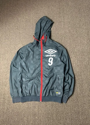 Umbro Vintage Hoodie Ultra Black S Premium Embroidered Logo, marque: Umbro, état: Très bon état, taille: S, 30,99 €, 33,24 € Protection acheteurs incluse