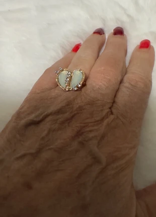 Open Ring met Ingelegd Hart, staat: Heel goed, maat: Aanpasbaar, € 2,50, € 3,33 inclusief Kopersbescherming