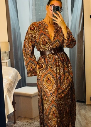 Robe fluide imprimé cachemire, brand: Zara, condizioni: Nuovo senza cartellino, taglia: S / IT 40 / EU 36, €23.00, €24.85 include la Protezione acquisti