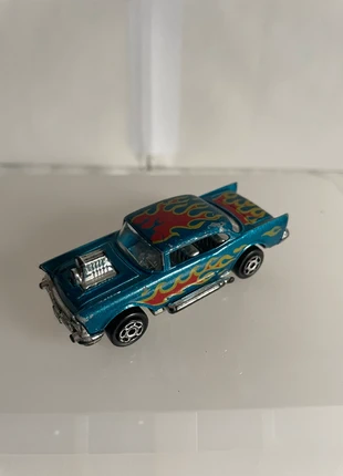 Voiture majorette chevy 57, marke: Majorette, zustand: Zufriedenstellend, größe: 4 Jahre / 104, 2,00 €, 2,80 € inklusive Vinted-Käuferschutz