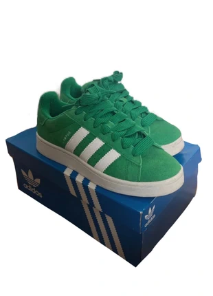 Campus vertes, marque: adidas, état: Très bon état, taille: 39.5, 55,00 €, 58,45 € Protection acheteurs incluse
