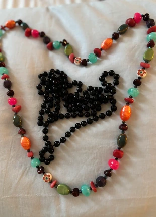 Lot de 2 colliers Vintage noir et multicolore neufs, état: Neuf sans étiquette, 2,00 €, 2,80 € Protection acheteurs incluse