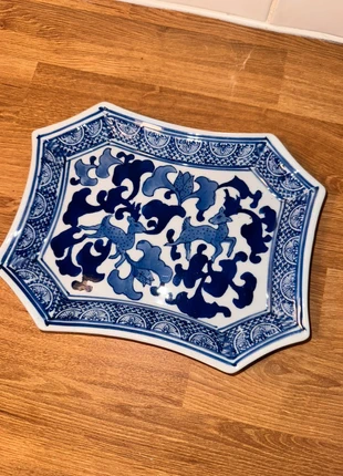 Plat en porcelaine style asiatique bleu et blanc, marca: Fait Main, estado: Muito bom, €15.00, €16.45 inclui Proteção do Comprador