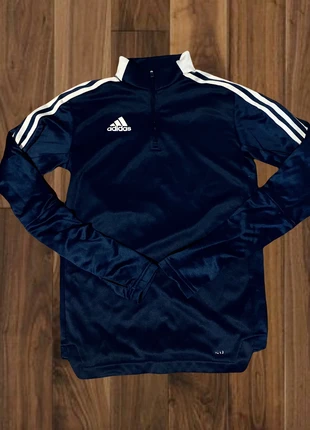 Polaire adidas bleu et blanc taille XS, marke: adidas, zustand: Sehr gut, größe: XS, 14,90 €, 16,35 € inklusive Vinted-Käuferschutz