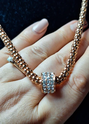 Magnifique collier avec pendentif strass, marque: Strass, état: Très bon état, 7,00 €, 8,05 € Protection acheteurs incluse