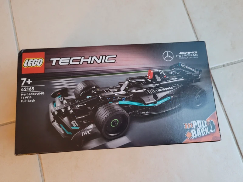Lego 42165 Mercedes-AMG F1 W14 E Performance Pull-Back - photo numéro 2