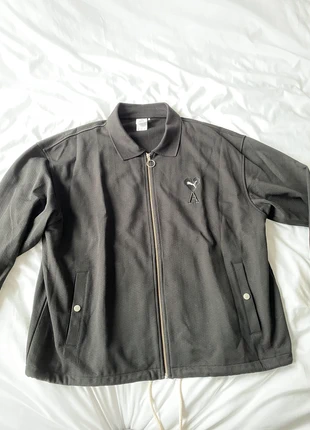 Puma x Ami full zip Jacket, marca: Puma x AMI, estado: Muito bom, tamanho: XL, €99.00, €104.65 inclui Proteção do Comprador