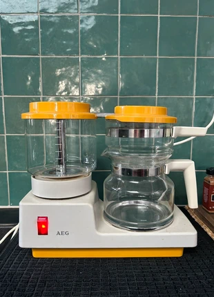 Vintage AEG koffiemachine geel/wit – jaren ’70 retro design, marque: AEG, état: Très bon état, 197,00 €, 207,55 € Protection acheteurs incluse