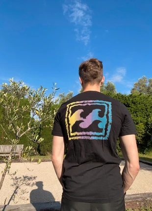 T-shirt Billabong noir logo coloré – Taille M – Skate / Surfwear, merk: Billabong, staat: Heel goed, maat: M, € 9,00, € 10,15 inclusief Kopersbescherming