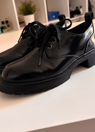Derbies en faux cuir ciré Zara, brand: Zara, condizioni: Ottime, taglia: 37, €15.00, €16.45 include la Protezione acquisti