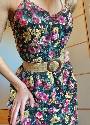 Vestito floreale svasato fantasia a fiori abito corto estivo / floral mini dress, merk: Vintage Dressing, staat: Heel goed, maat: S / 36 / 8, € 7,00, € 8,05 inclusief Kopersbescherming