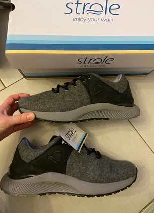 Chaussures de marche neuve grise noir taille 39.5 strole, brand: Strole, condition: New with tags, size: 39.5, €18.00, €19.60 includes Buyer Protection Pro