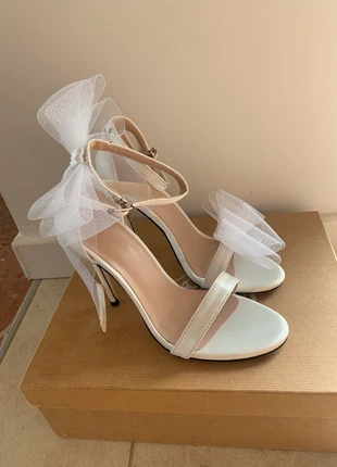 Escarpins blancs noeuds en tulle, brand: Inconnu, condition: New without tags, size: 36.5, €45.00, €47.95 includes Buyer Protection
