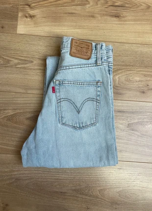 Jean Levis Strauss ribcage n•xxx W26, brand: Levi's, condition: Very good, size: S / 36 / 8, €45.00, €47.95 includes Buyer Protection Pro
