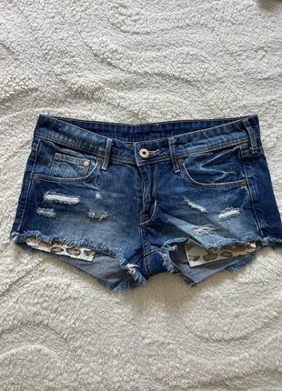 Short en jean, marke: H&M, zustand: Sehr gut, größe: S / 36 / 8, 4,00 €, 4,90 € inklusive Vinted-Käuferschutz