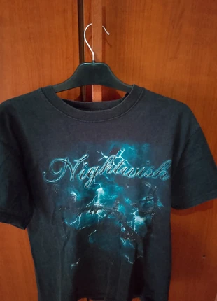 T-shirt Nightwish, marke: Fruit of the Loom, zustand: Sehr gut, größe: M, 10,00 €, 11,20 € inklusive Vinted-Käuferschutz