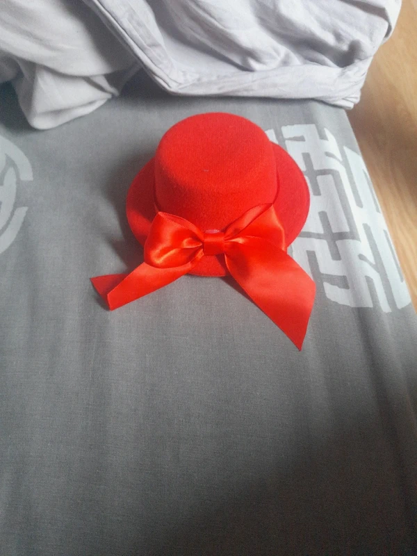 Bibi chapeau rouge - photo numéro 2