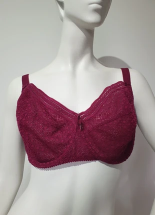 🖤 • 105D soutien gorge dentelle bordeaux • 🖤, marca: Variance, estado: Muito bom, tamanho: 90D, €8.00, €9.10 inclui Proteção do Comprador