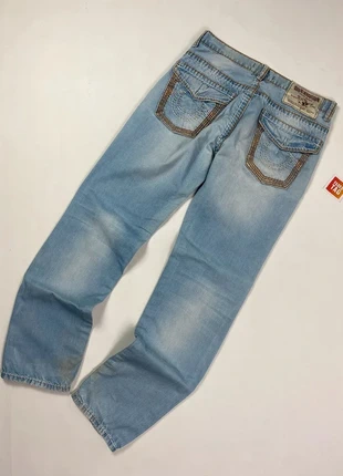 Jeans True Religion Clair délavé 33 Made in USA buddha Head, marque: True Religion, état: Bon état, taille: M, 40,00 €, 42,70 € Protection acheteurs (Pro) incluse