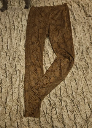 Legging serpent marron et noir, marque: Hue, état: Très bon état, taille: M / 38 / 10, 2,00 €, 2,80 € Protection acheteurs incluse