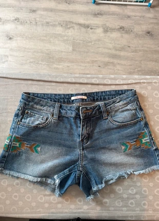 Short Camaïeu, marque: Camaïeu, état: Très bon état, taille: S / 36 / 8, 3,00 €, 3,85 € Protection acheteurs incluse