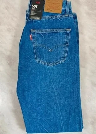 🔵 Levi’s 501 Premium Original – Jean droit bleu brut femme T34 neuf étiquettes, marke: Levi Strauss & Co., zustand: Neu, mit Etikett, größe: XS / 34 / 6, 49,00 €, 52,15 € beinhaltet Vinted-Käuferschutz Pro