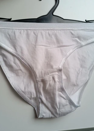 Lot de 2 culottes blanches simple basique en coton, marque: Queentex, état: Neuf avec étiquette, taille: S / 36 / 8, 1,50 €, 2,28 € Protection acheteurs incluse