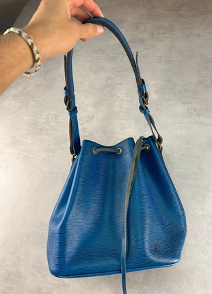 Sac à main Louis Vuitton Noé épi bleu | Sac de Luxe, brand: Louis Vuitton, model: Noé, condition: Very good, €349.90, €368.10 includes Buyer Protection