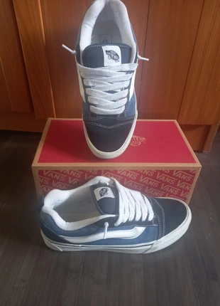 Vans Knu skool Navy True White taille 44, état: Très bon état, taille: 44, 44,00 €, 46,90 € Protection acheteurs incluse
