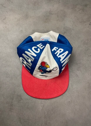 France football 1998 vintage Y2K cap, brand: Vintage Love, condizioni: Ottime, taglia: Taglia unica, €20.00, €21.70 include la Protezione acquisti Pro