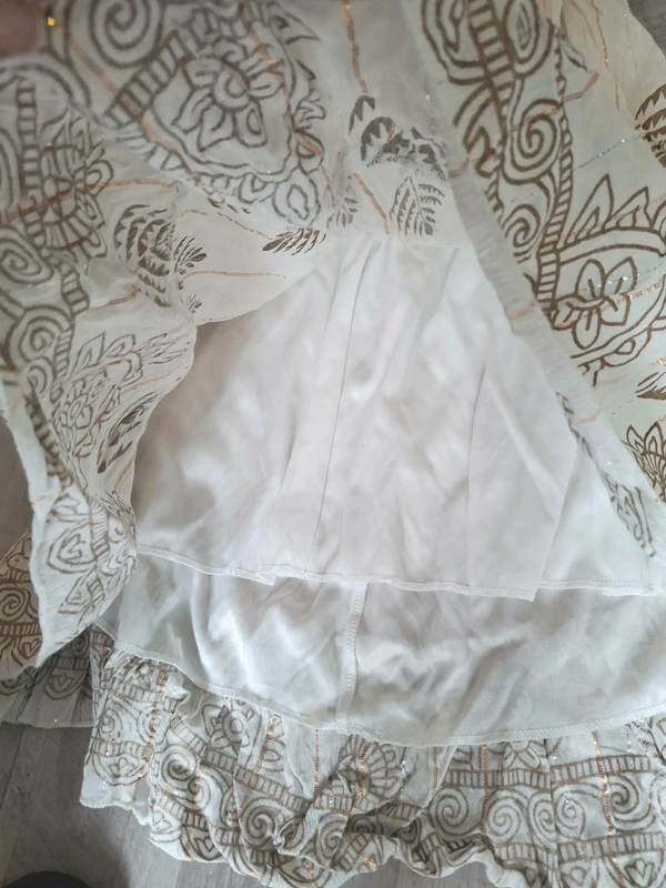 Robe 👗 dos nue élastique et cintré - photo numéro 4