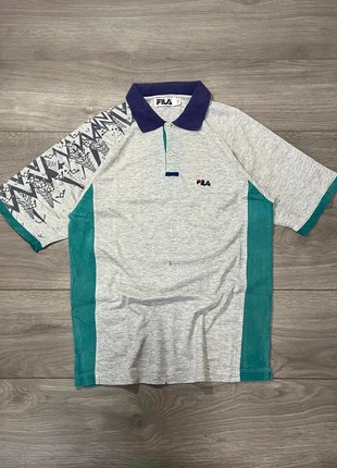 Fila Vintage Polo 90s Multicolor – Design Geometrico e Stile Tenniswear, marca: FILA, estado: Muy bueno, tamaño: M, 13,00 €, 14,35 € Protección al comprador incluida
