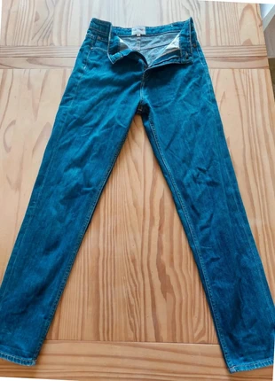 Jean Sezane Denim W26 L 27 FR 36. femme. Bleu., merk: Sézane, staat: Heel goed, maat: S / 36 / 8, € 23,00, € 24,85 inclusief Kopersbescherming