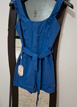 Tutina playsuit donna aderente con cintura con cartellino, merk: Made In Italy, staat: Nieuw met prijskaartje, maat: Universele maat, € 9,49, € 10,66 inclusief Kopersbescherming