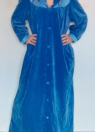 Robe de chambre longue velours vintage 46/48, marque: Vintage, état: Très bon état, taille: XXXL / 46 / 18, 25,00 €, 26,95 € Protection acheteurs (Pro) incluse