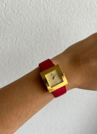 Red watch, marque: Quartz, état: Satisfaisant, taille: Jusqu'à 30 mm, 3,00 €, 3,85 € Protection acheteurs incluse