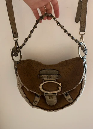 Sac guess Y2K, marke: GUESS, zustand: Sehr gut, 54,99 €, 58,44 € beinhaltet Vinted-Käuferschutz Pro