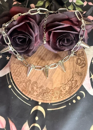 Heavy silver spiked choker style necklace. Gothic/punk. Item 006, brand: NO LABEL, condition: New without tags, £6.00, £7.00 includes Buyer Protection