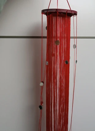 Décoration frange suspendu rouge avec petit miroir, marque: Deco, état: Très bon état, 2,00 €, 2,80 € Protection acheteurs incluse