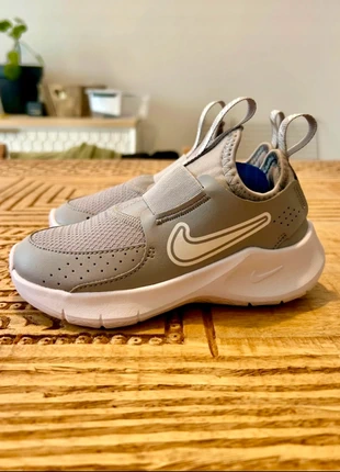 Basket Nike Flex Runner, marke: Nike, zustand: Neu, mit Etikett, größe: 25, 20,00 €, 21,70 € inklusive Vinted-Käuferschutz