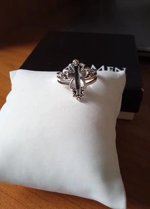 Anello con croce regolabile, état: Neuf sans étiquette, taille: Ajustable, 4,99 €, 5,94 € Protection acheteurs incluse