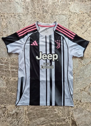 Maglia Juventus 2025/26 Thuram, marca: adidas, estado: Nuevo sin etiquetas, tamaño: M, 18,00 €, 19,60 € Protección al comprador incluida