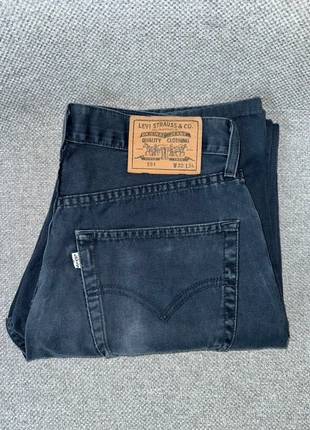 Navy Levi’s 551 straight jeans W32 L34, brand: Levi's, condizioni: Buone, taglia: IT 42 | W32, €16.00, €17.50 include la Protezione acquisti